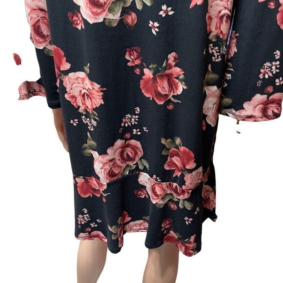 Emberly Black Floral Bell Sleeve Shift Dress Size M - Picture 7 of 12
